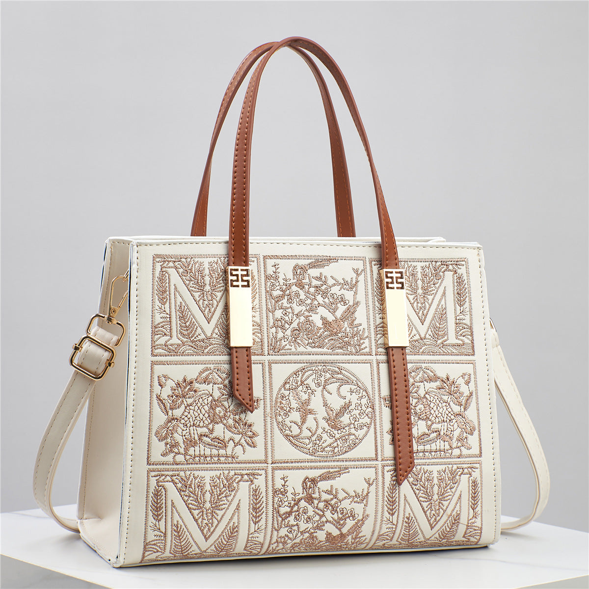Light Luxury Messenger Bag Oryntix