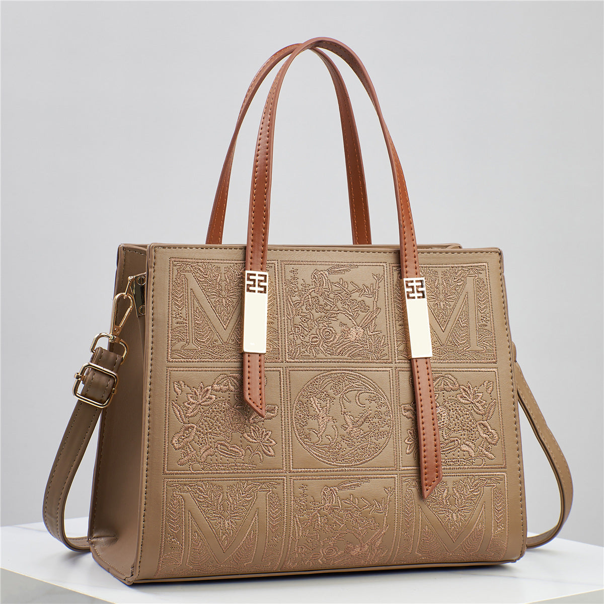Light Luxury Messenger Bag Oryntix